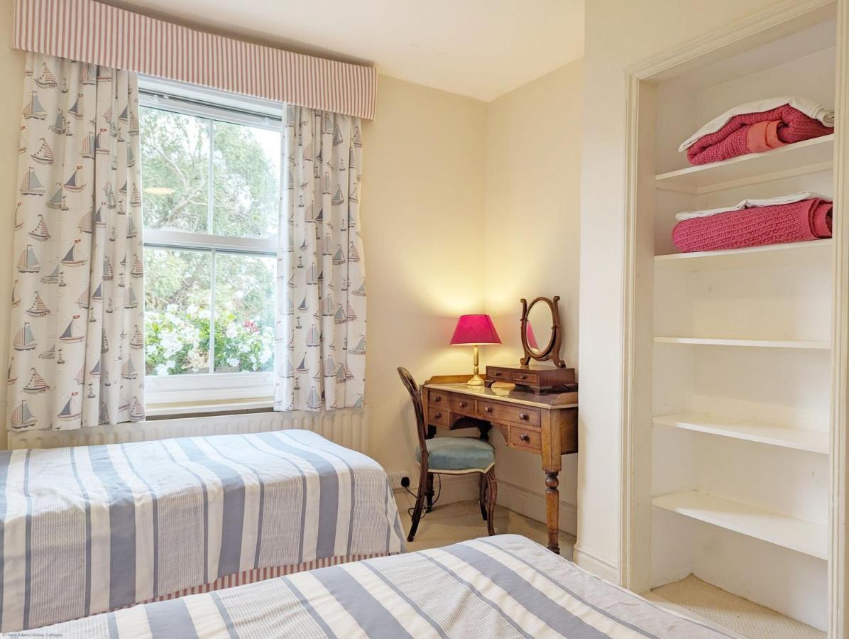 Thorney Road Villa Emsworth Bagian luar foto