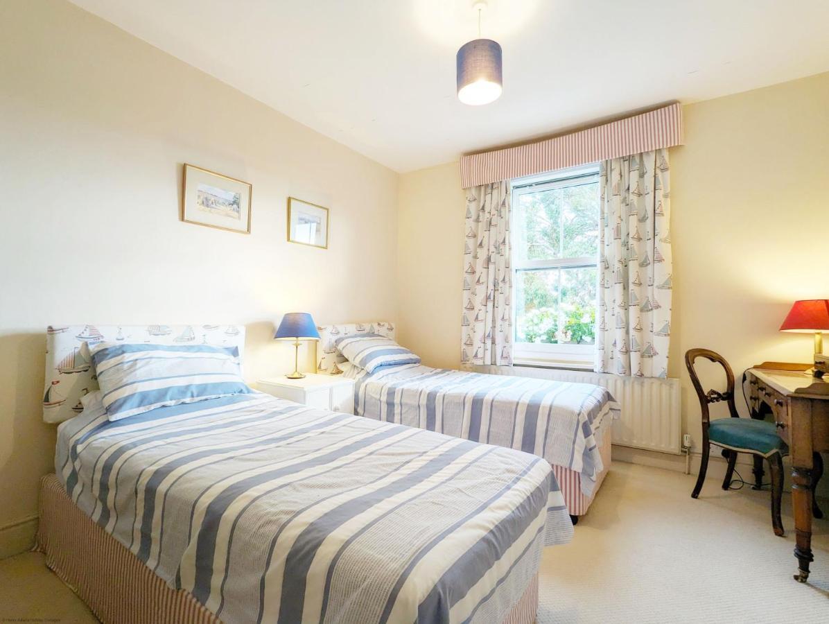 Thorney Road Villa Emsworth Bagian luar foto